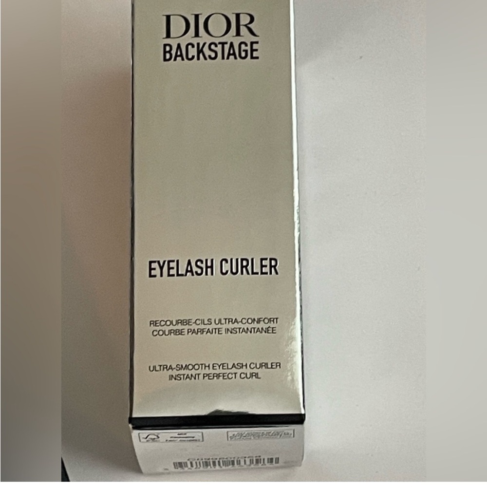 DIOR BACKSTAGE EYELASH CURLER NIB - Picture 2 of 3